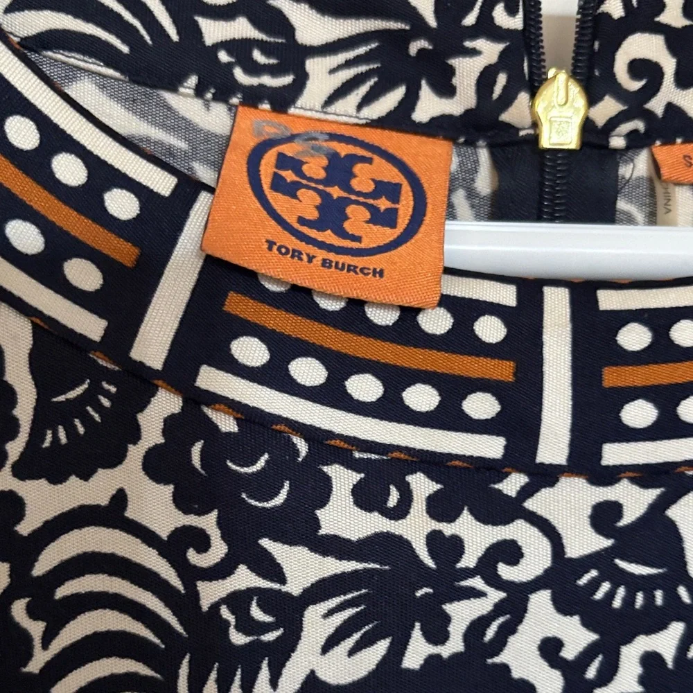 Tory Burch Black and White Floral Long Sleeve Dress‎